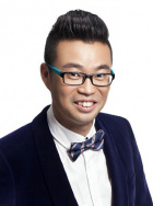 而他并不是唯一一个面临经济窘境的奥斯卡提名导演：“我和很多今年提名奥斯卡的电影人聊过，他们都付不起自己的房租。